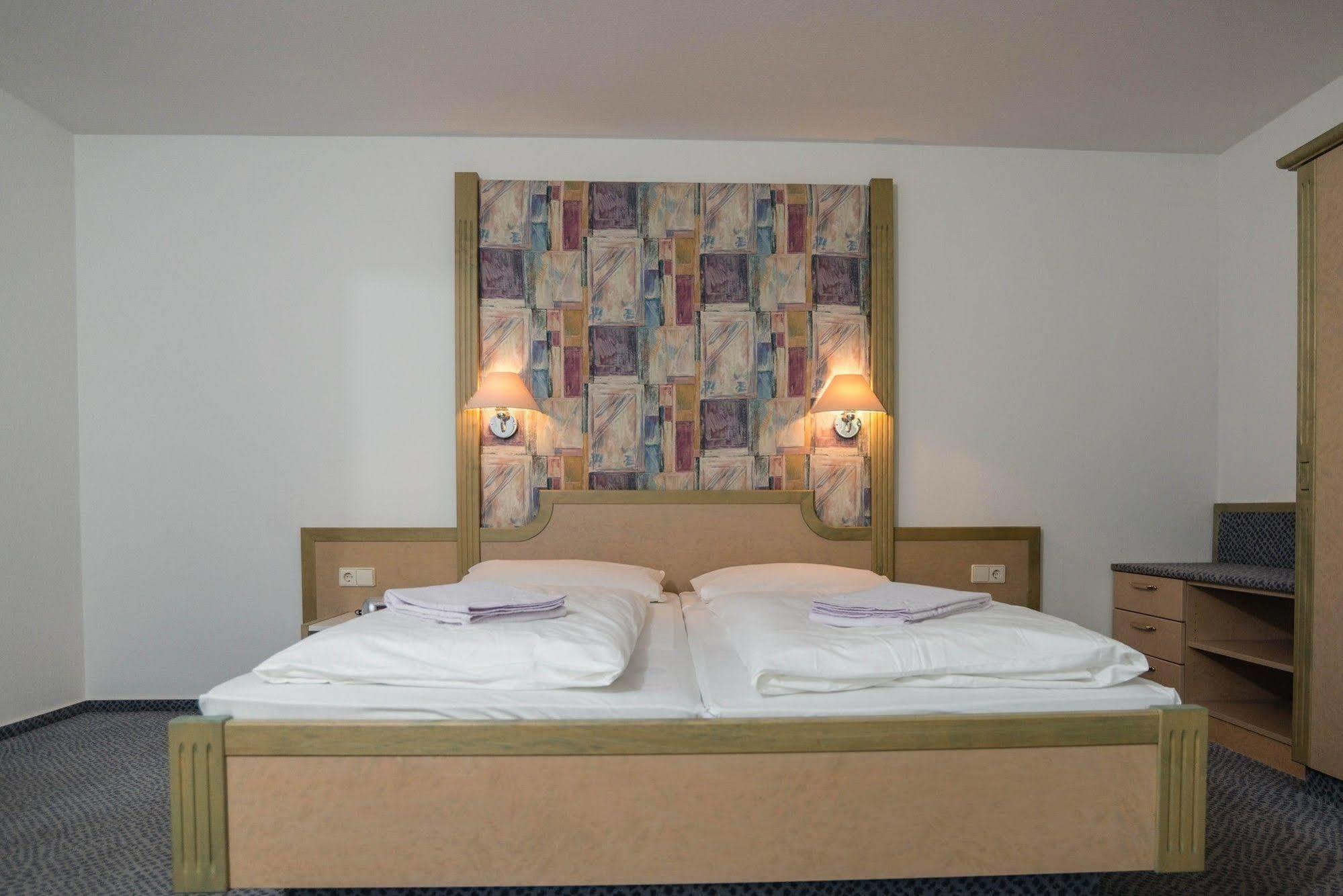Kronen Hotel Bad Liebenzell Eksteriør billede